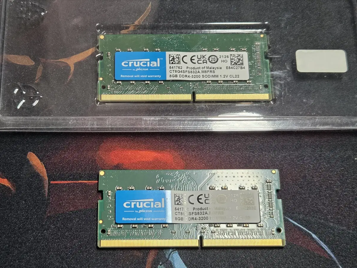 중고 노트북 DDR4 램 8GB X 2EA 팝니다.